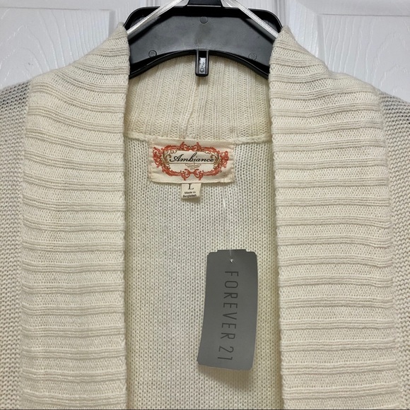 NWT Ivory Cardigan - Picture 2 of 4
